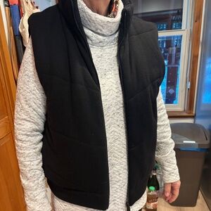 Antonio Melani Black Wool Blend Soft Warm Insulated Zip Vest Womens L